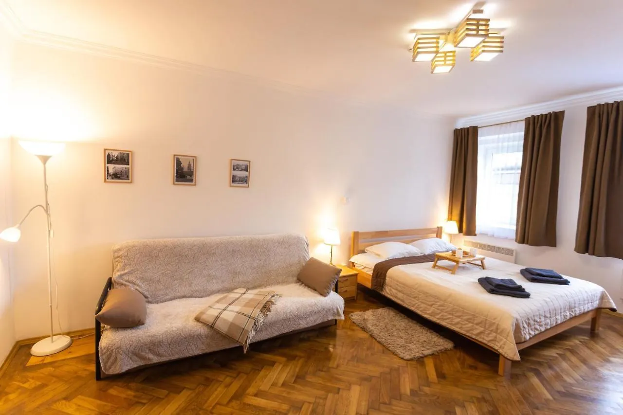 Peaceful Studio On Rynok Square Львов